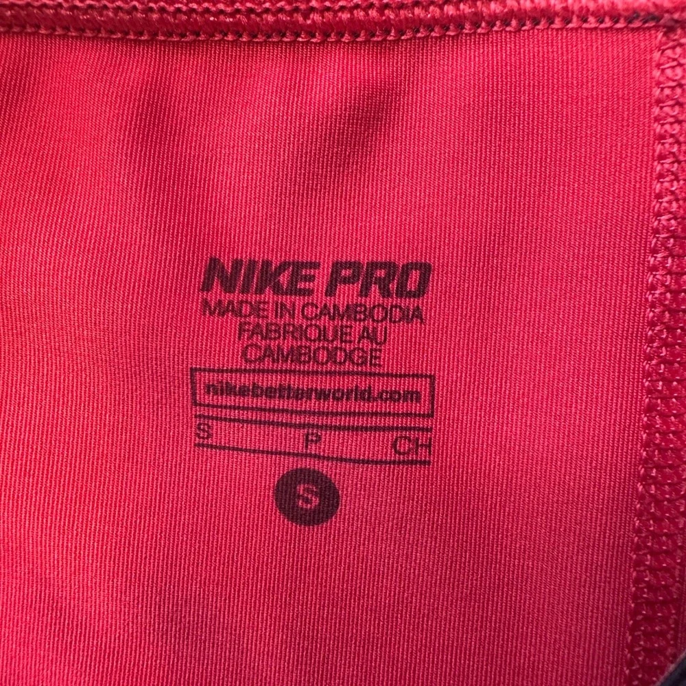 Nike Leggings Womens Small Red Nike Pro Dri-FIT Cropped Capris Athletic Training